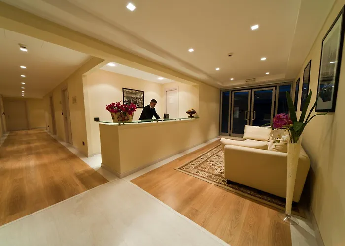 מלון Citta' Dei Papi 3*